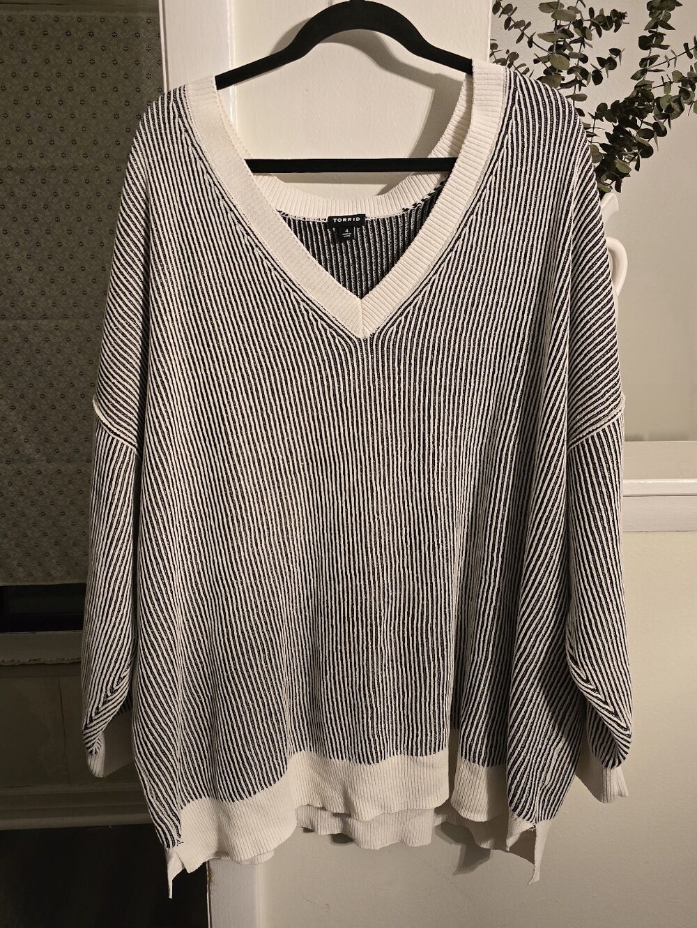 Torrid Black & White V-Neck Striped Sweater